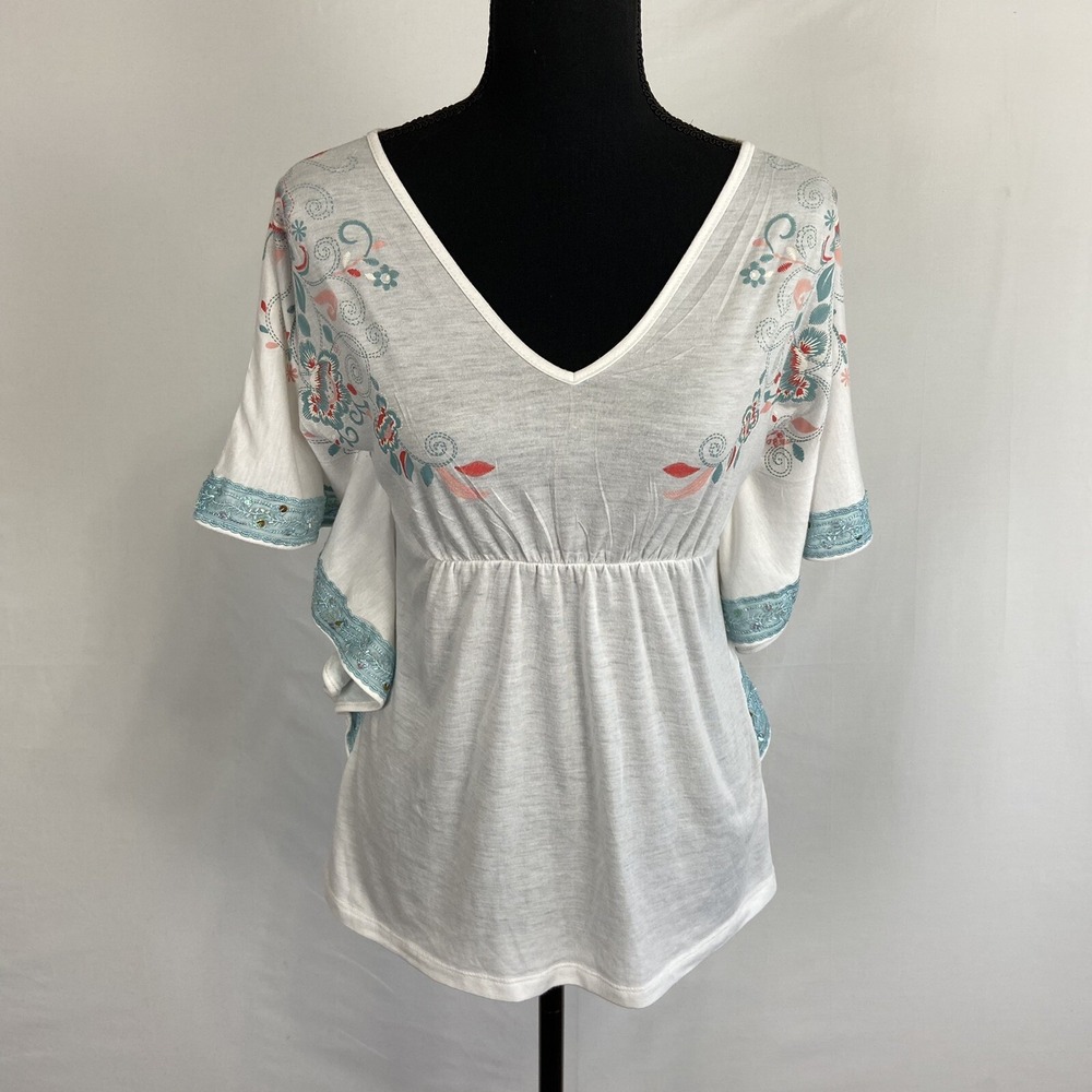 Wrangler Top Womens Small Blouse Shirt V-Neck Casual White Floral Short Sleeve